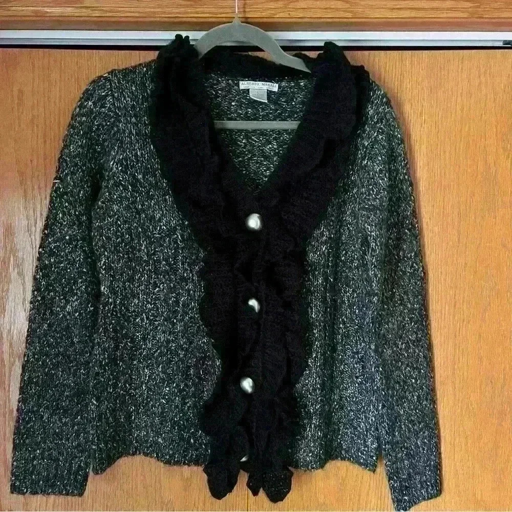 Alberto Makali Vintage Women’s V Neck Ruffle Cardigan Black Metallic Thread L